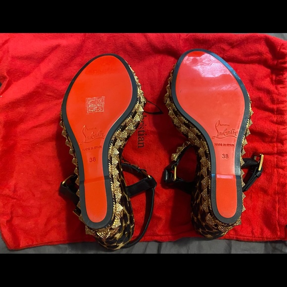 Christian Louboutin wedge sandal - Picture 3 of 5